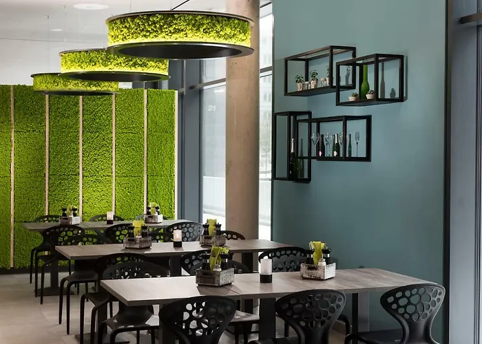 Ibis Styles Vaihingen 호텔 3*